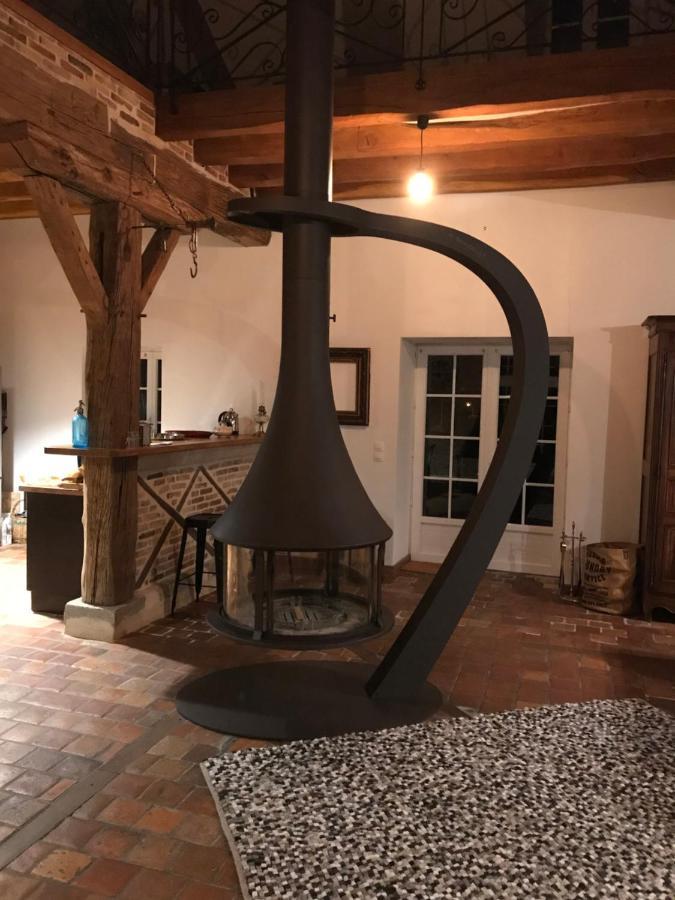 Mouhet Chez Sandrine מראה חיצוני תמונה